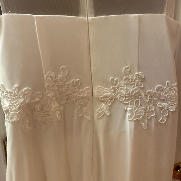 COPY - David’s Bridal Floor Length Wedding Gown - Picture 6 of 13